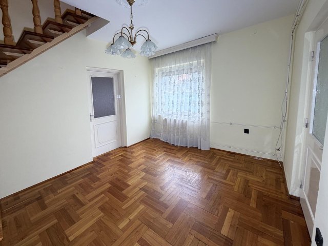 Eladó családi ház, Budaörsön 99 M Ft, 4 szobás