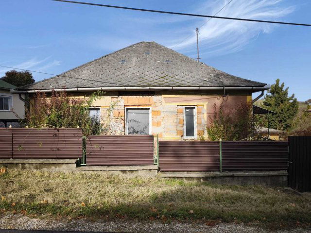 Eladó családi ház, Tardonán 4.9 M Ft, 2 szobás