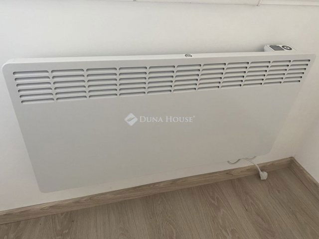 Eladó téglalakás, IV. kerületben, Szekfű Gyula utcában