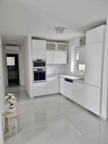 Kiadó téglalakás, albérlet, Győrött 250 E Ft / hó, 3 szobás