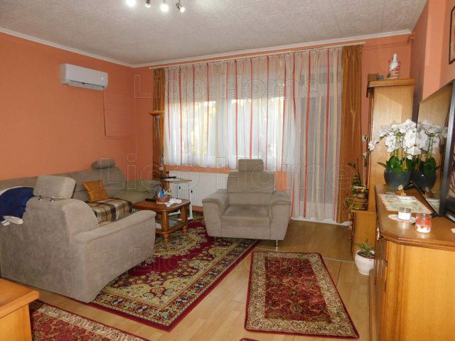 Eladó családi ház, Balatonlelleén 128.99 M Ft, 6 szobás