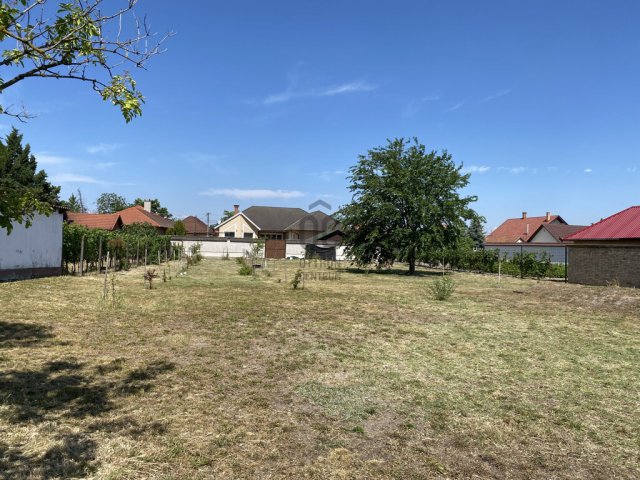 Eladó telek, Cegléden 52 M Ft / költözzbe.hu