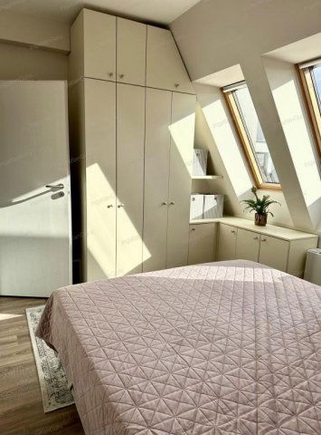 Eladó téglalakás, Kecskeméten 130 M Ft, 4 szobás