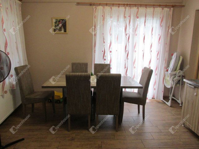 Eladó családi ház, Kenyerin 21.8 M Ft, 2 szobás