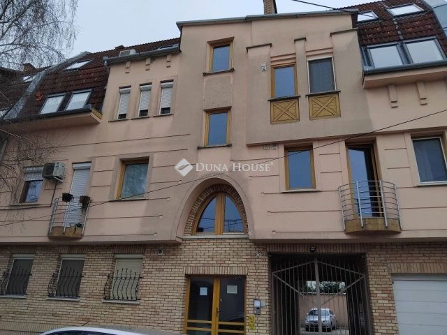 Kiadó téglalakás, albérlet, Kecskeméten 250 E Ft / hó