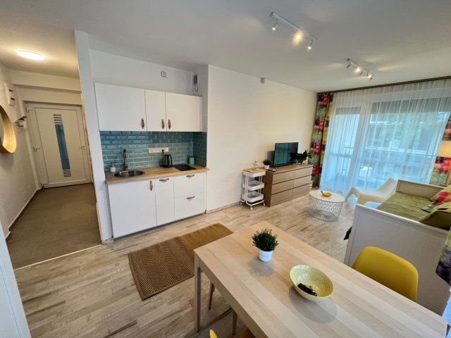Kiadó téglalakás, albérlet, Balatonfenyvesen 120 E Ft / hó