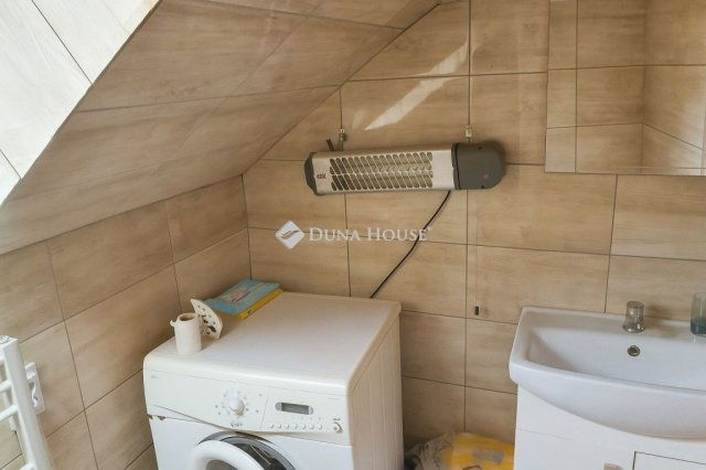 Eladó családi ház, Budapesten, XX. kerületben 131.9 M Ft