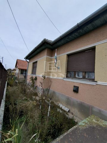 Eladó családi ház, Zsámbokon 29.9 M Ft, 3+1 szobás