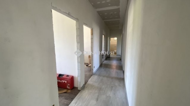 Eladó családi ház, Nagykátán 120 M Ft, 6 szobás