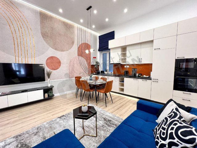 Kiadó téglalakás, albérlet, VI. kerületben, Ó utcában