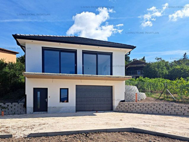 Eladó családi ház, Szentendrén 220 M Ft, 5 szobás