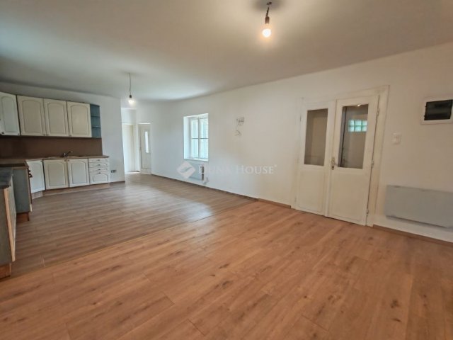 Eladó családi ház, Iregszemcsén 28.9 M Ft, 3 szobás