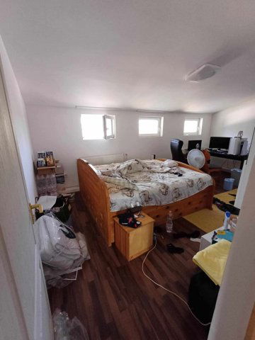 Eladó családi ház, Szigetszentmiklóson 79.9 M Ft, 7 szobás