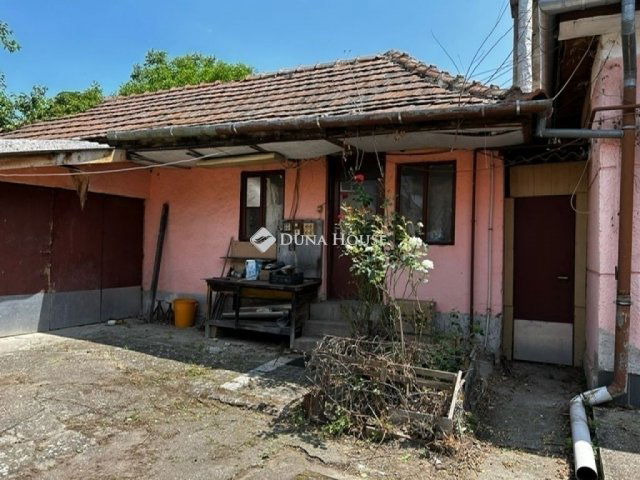 Eladó családi ház, Budapesten, XVII. kerületben 75 M Ft