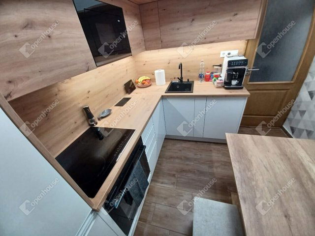 Eladó panellakás, Debrecenben 62.5 M Ft, 1+2 szobás