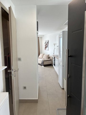 Kiadó téglalakás, albérlet, Pécsett 210 E Ft / hó, 1 szobás