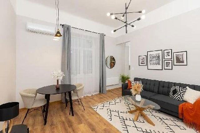 Eladó téglalakás, XIII. kerületben, Hegedűs Gyula utcában