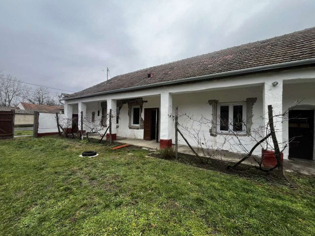 Eladó családi ház, Bágyogszováton 20.6 M Ft, 2 szobás