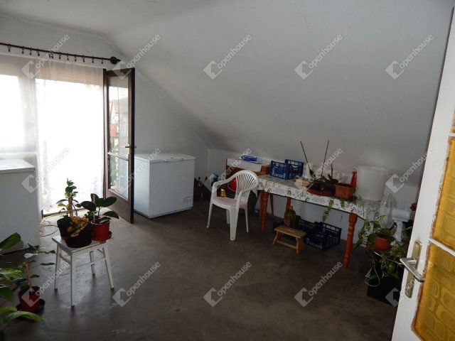 Eladó családi ház, Kaposváron 39.9 M Ft, 5 szobás