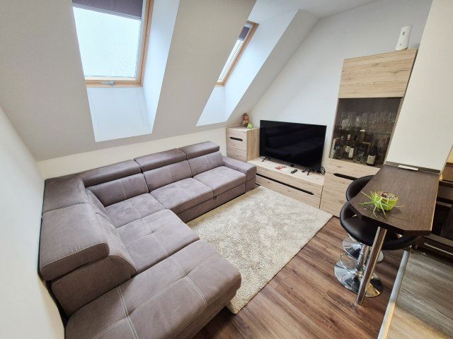 Eladó téglalakás, Dunaharasztin 72.99 M Ft, 3 szobás