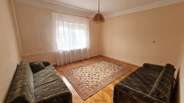 Eladó családi ház, Hosszúpályin 39.9 M Ft, 2 szobás