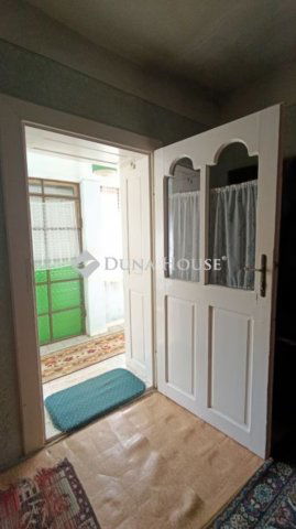 Eladó családi ház, Báron 14.9 M Ft, 3 szobás