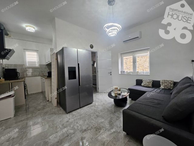 Eladó családi ház, Kecskeméten 155 M Ft, 5 szobás