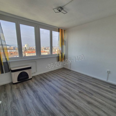 Eladó téglalakás, Miskolcon 32.95 M Ft, 3 szobás