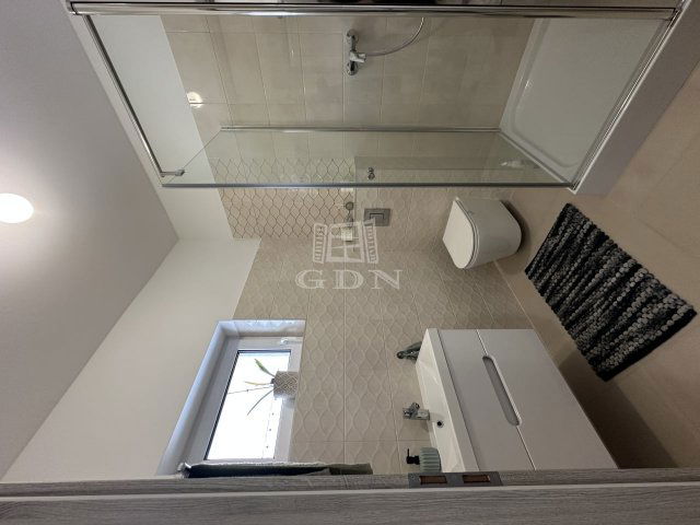 Eladó ikerház, Pilisvörösváron 174.99 M Ft, 4 szobás