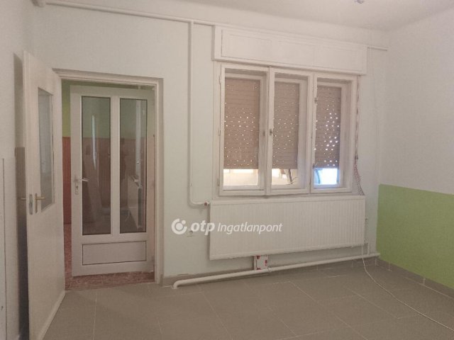 Eladó családi ház, Nagykállóban 35 M Ft, 3 szobás