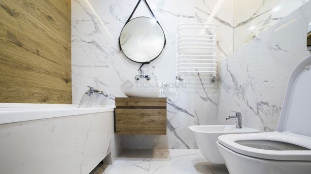 Eladó téglalakás, Budapesten, XII. kerületben 378.796 M Ft