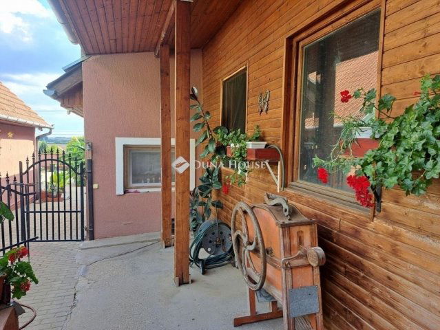 Eladó családi ház, Nagyharsányon 69.9 M Ft, 4 szobás