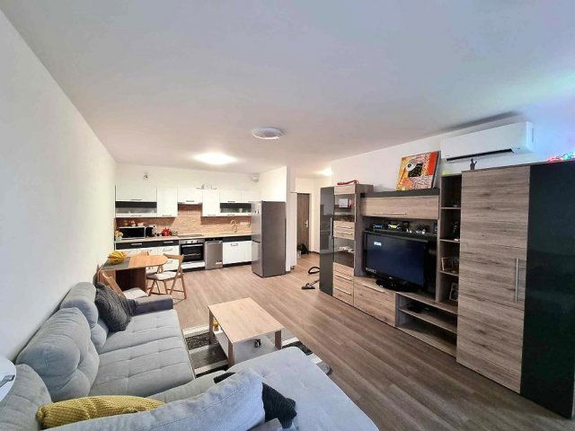 Kiadó téglalakás, albérlet, Budapesten, XVI. kerületben