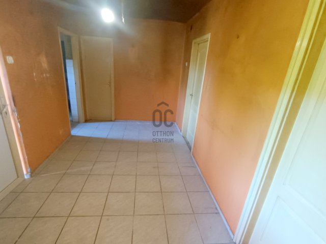 Eladó családi ház, Váckisújfalun 34 M Ft, 2 szobás