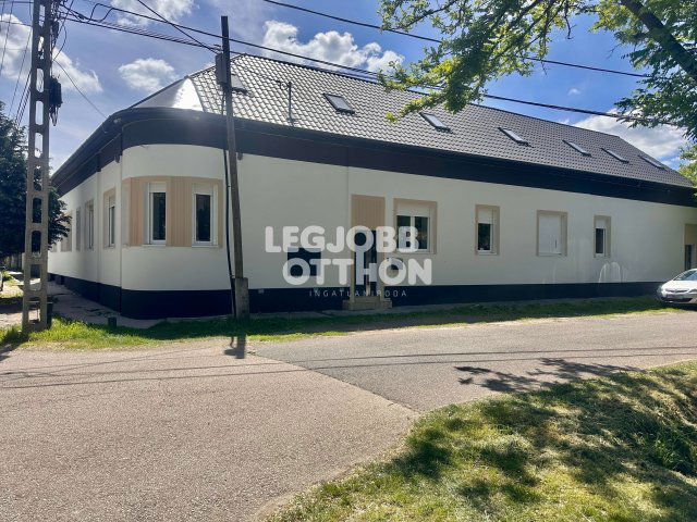 Eladó hotel, Cegléden 230 M Ft, 14 szobás / költözzbe.hu