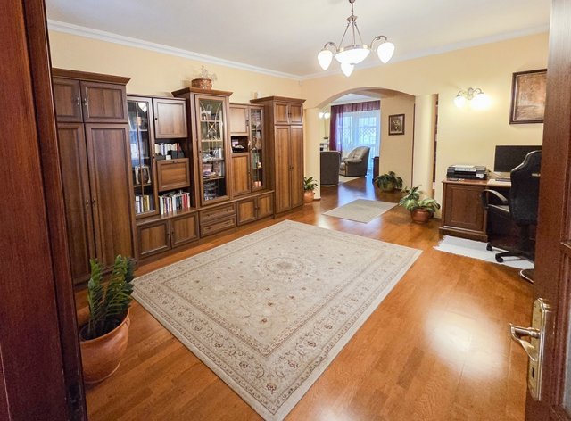 Eladó családi ház, Debrecenben 179 M Ft, 5 szobás