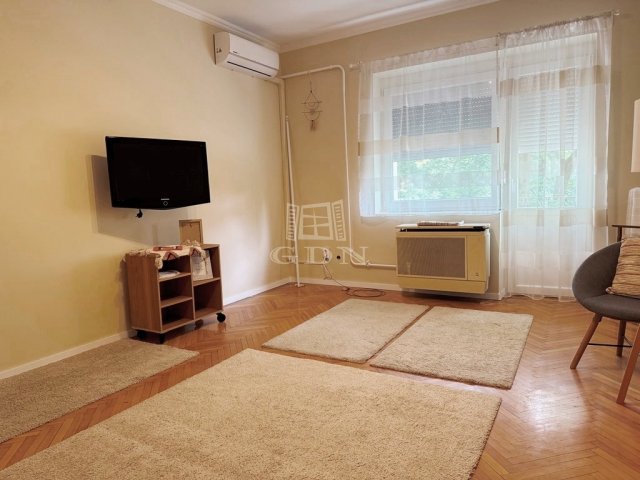 Kiadó téglalakás, albérlet, Szigetszentmiklóson 200 E Ft / hó