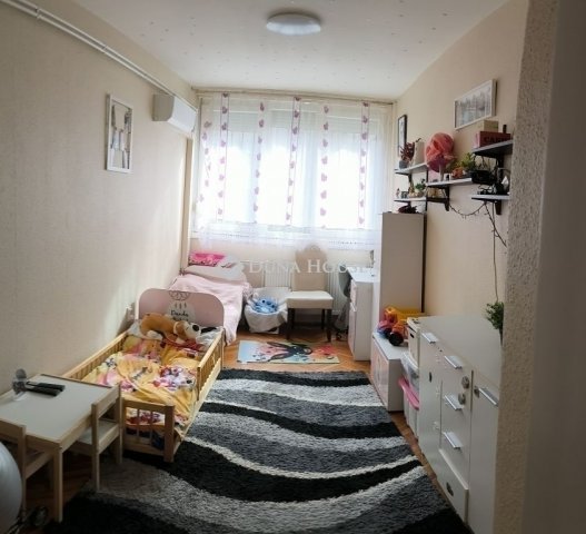 Eladó téglalakás, Budapesten, XXII. kerületben 64.9 M Ft