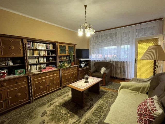 Eladó téglalakás, Egerben 55 M Ft, 2 szobás