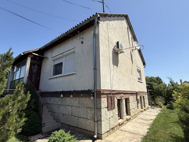 Eladó családi ház, Püspökladányban 56 M Ft, 3+1 szobás