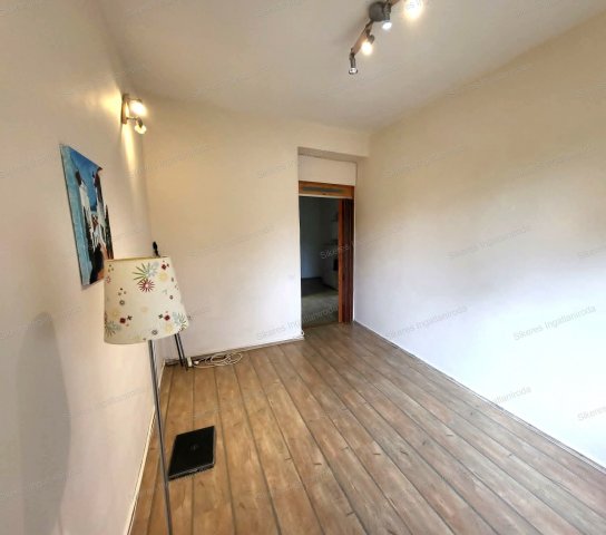 Eladó téglalakás, Komáromban 53.99 M Ft, 2 szobás