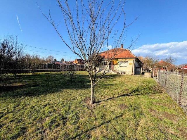 Eladó családi ház, Gesztelyben 21.45 M Ft, 3 szobás