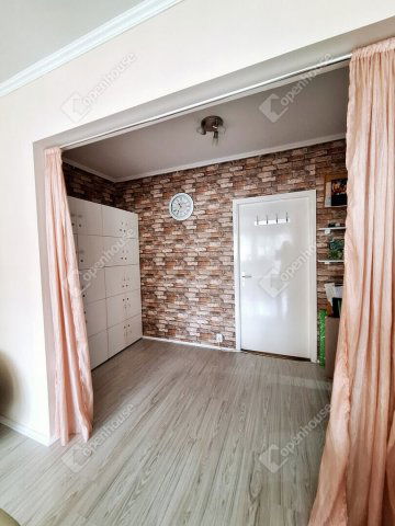 Kiadó panellakás, albérlet, Győrött 210 E Ft / hó, 2 szobás