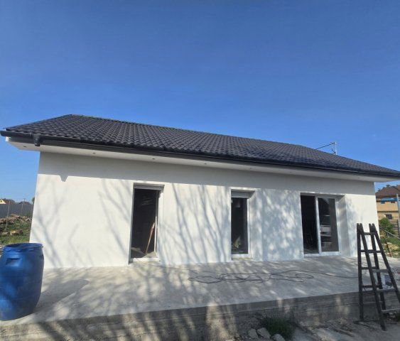 Eladó családi ház, Siófokon 69 M Ft, 3 szobás