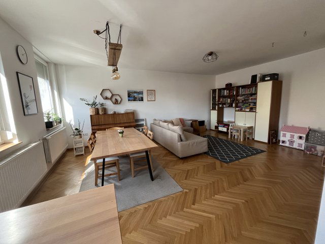 Eladó téglalakás, Pécsett 89.99 M Ft, 2 szobás