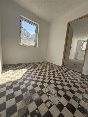 Eladó családi ház, Kiskunlacházán 35 M Ft, 3 szobás