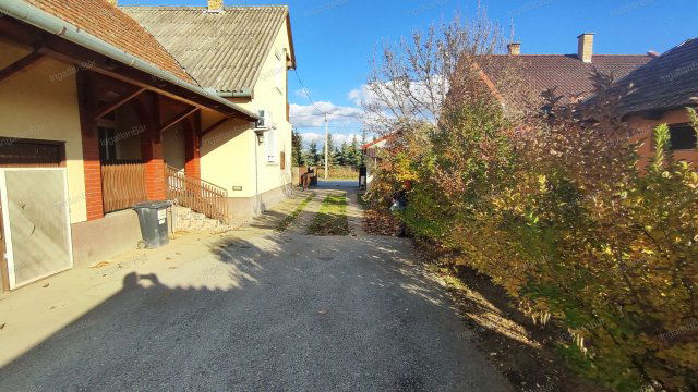 Eladó családi ház, Ópályin 31.5 M Ft, 4+1 szobás