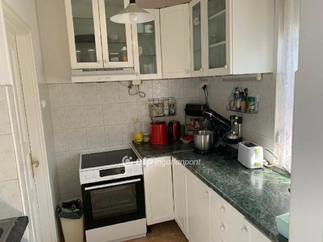 Eladó nyaraló, Cserkeszőlőn 64 M Ft, 3 szobás