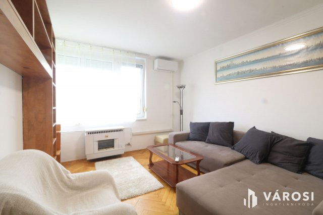 Kiadó téglalakás, albérlet, Szegeden 180 E Ft / hó, 2 szobás