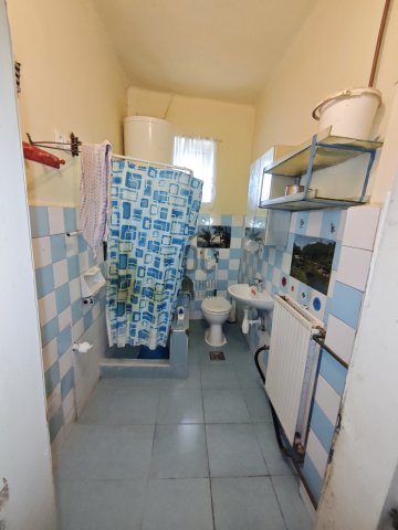 Eladó családi ház, Sombereken 29 M Ft, 3 szobás